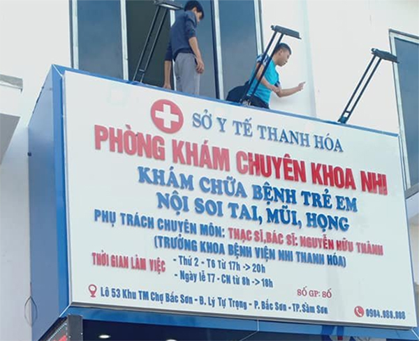 Thi công hoàn thiện phòng khám khám bác sĩ Thành tại Sầm Sơn - Thanh Hóa